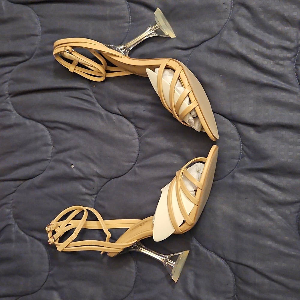 Shoe Dazzle Nude Strappy Heels Sz 7.5